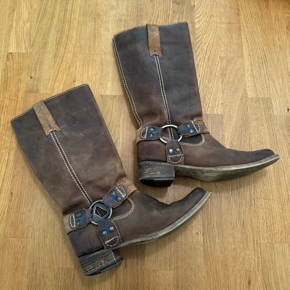 BED|STU Shoes - Bed Stu 6.5 Opal Brown Harness Tall Leather Boots Bottle Cap Opener